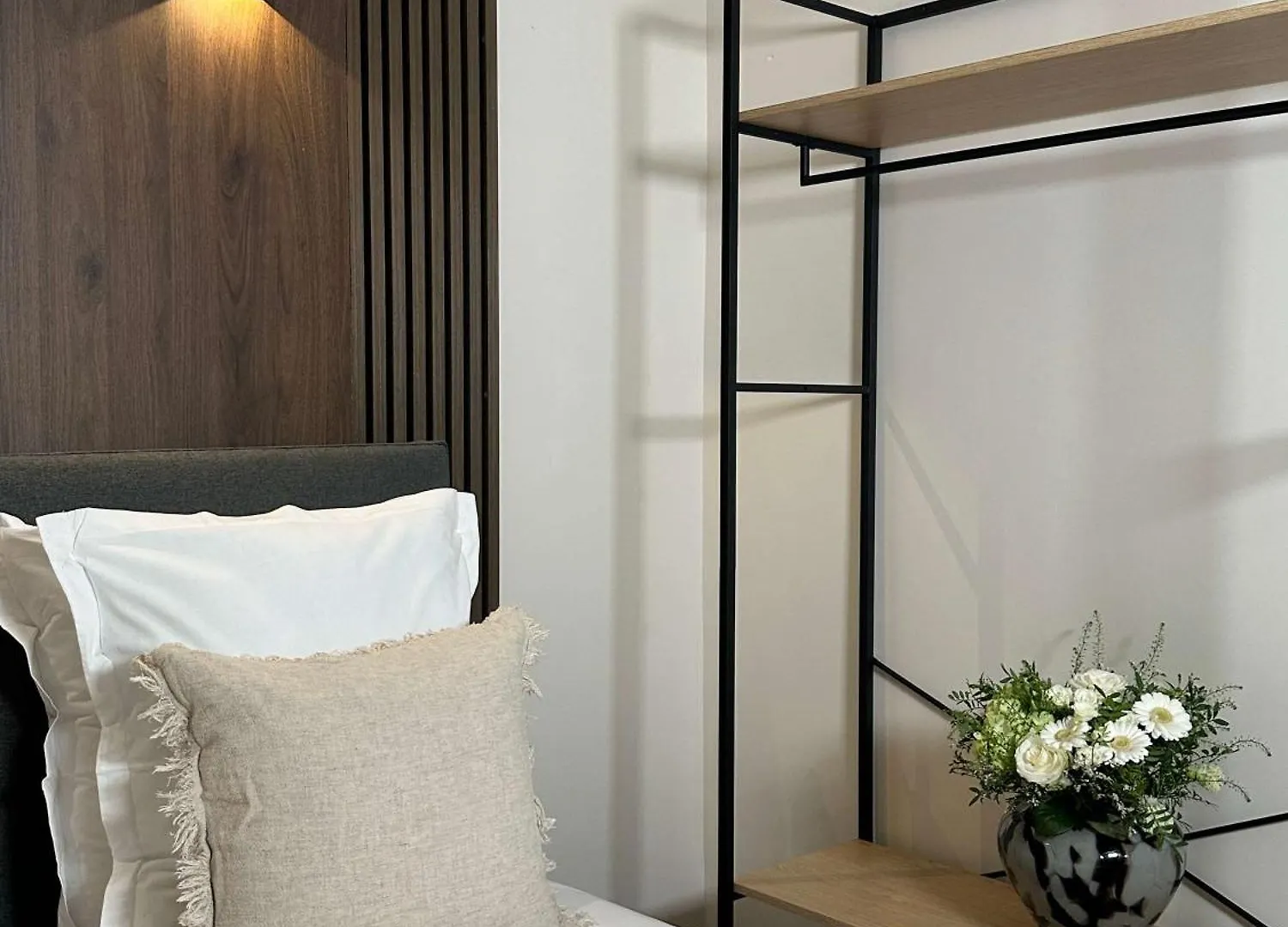 Unique Apartment At The Paris Bourse